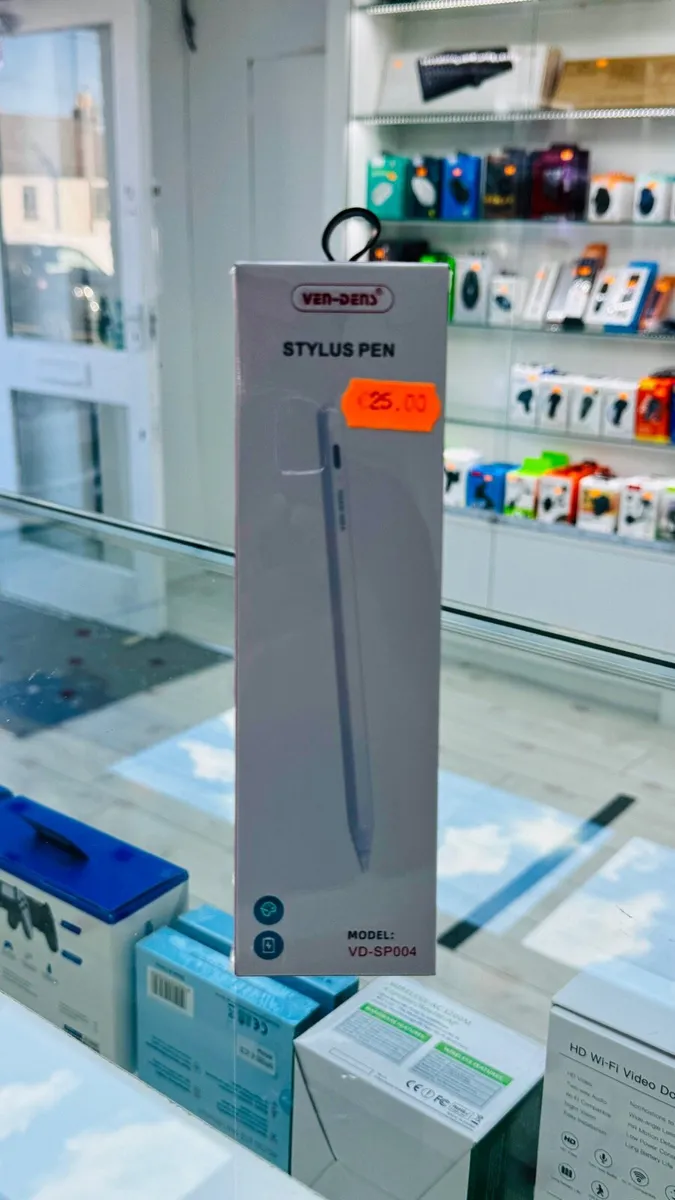 Stylus pen .