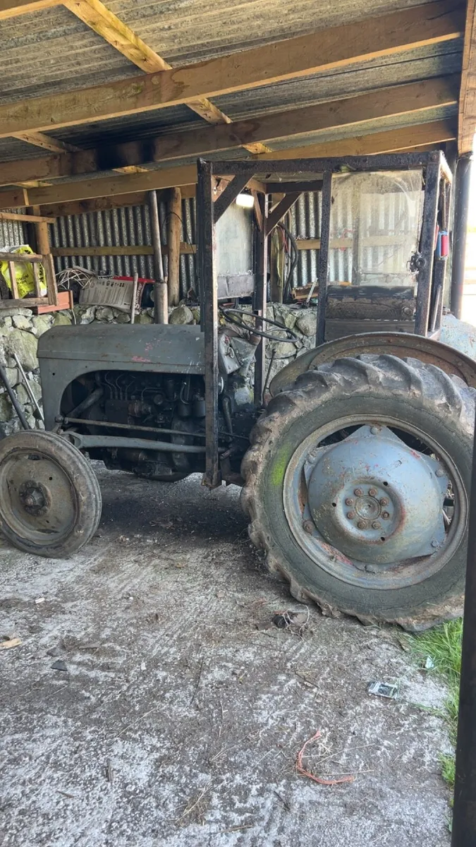 Massey Ferguson 20 - Image 1