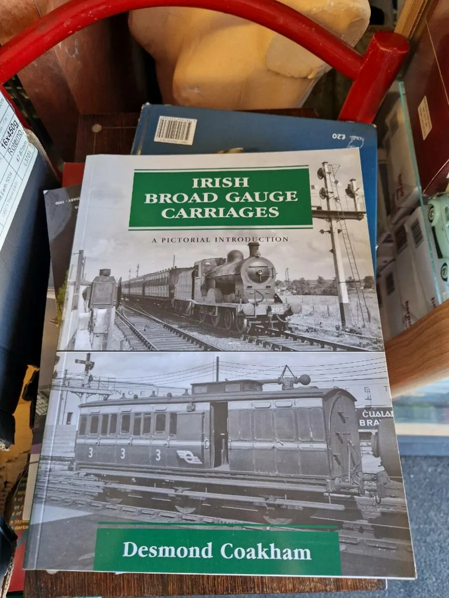 Book Irish Broad Gauge Carraiges