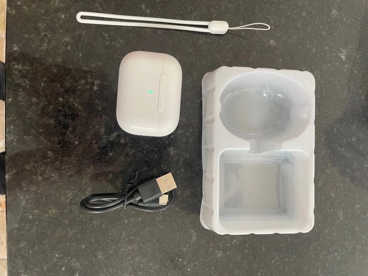 Wireless earbuds - Image 2