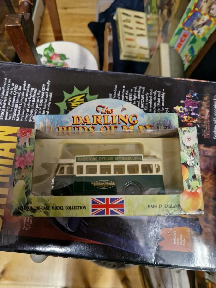 Corgi Lledo Darling Buds of May Bus