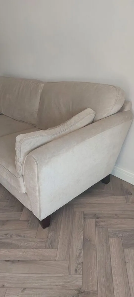 3 seater - Image 3