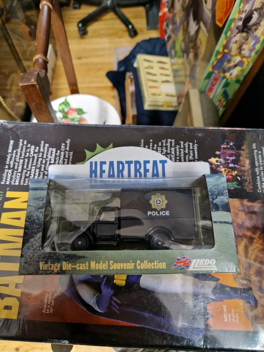 Corgi Lledo Heartbeat Truck