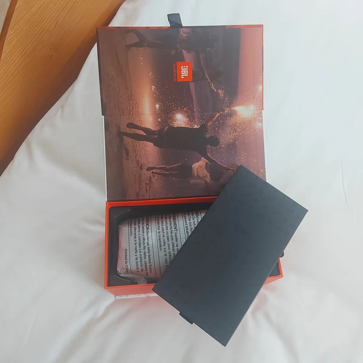 JBL portable speaker - Image 3