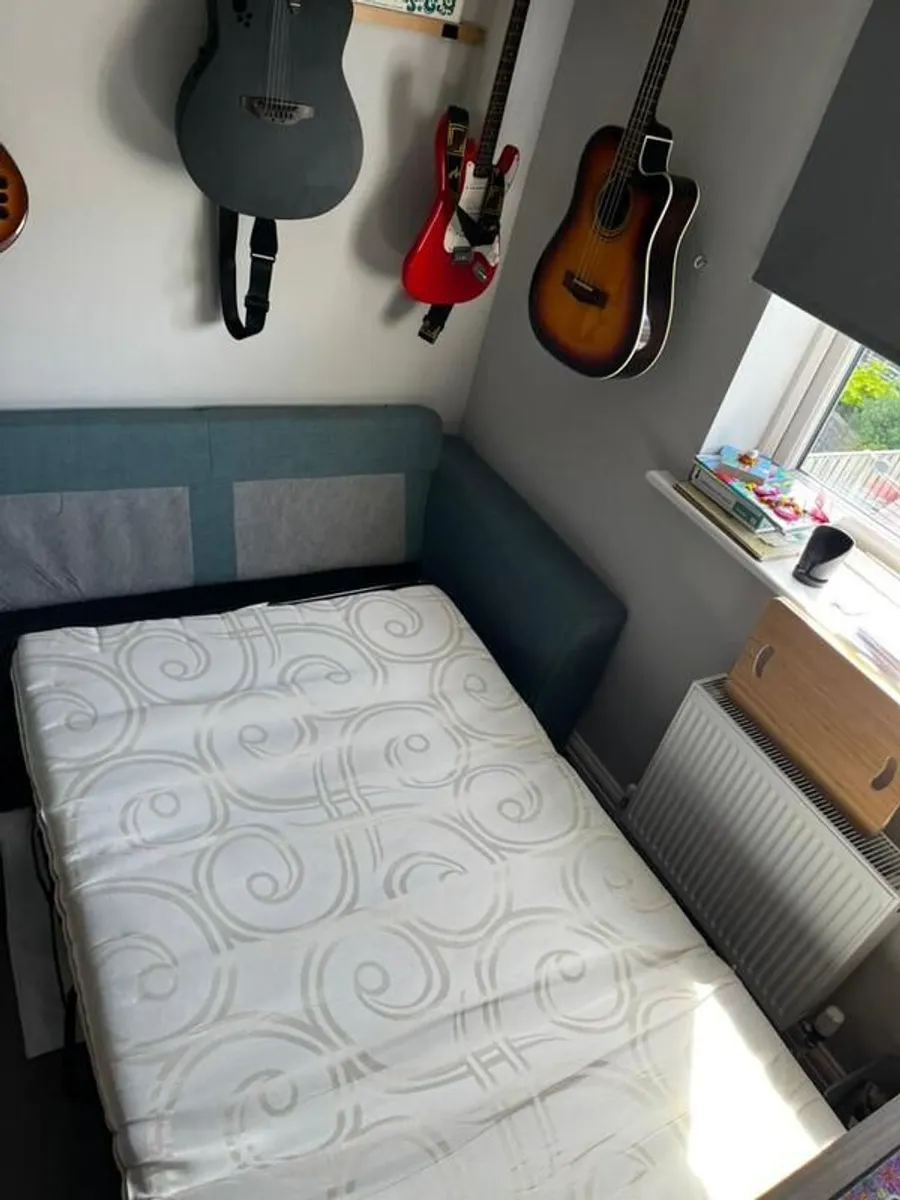 2 seater sofa - Image 2