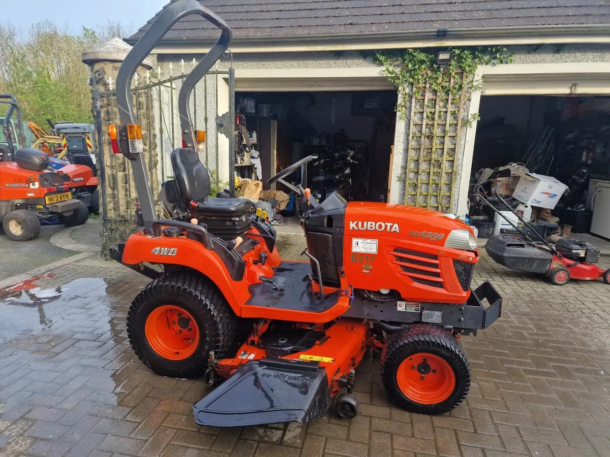 Kubota Compact Tractor ride on mower 2018 - Image 2