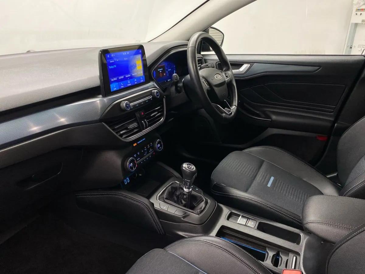 Ford Focus Focus Active X Edition Mhev Active X E - Image 3