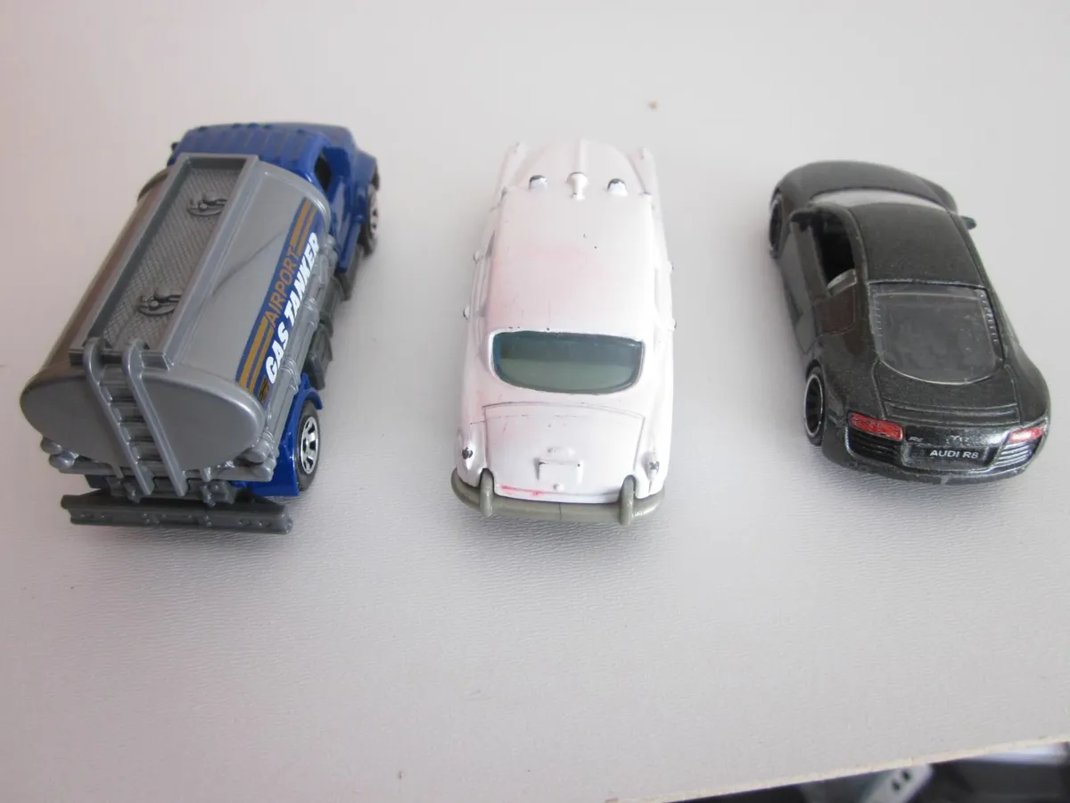 3 Matchbox Cars GasTanker/ '51 HudsonHornett/Audi - Image 3