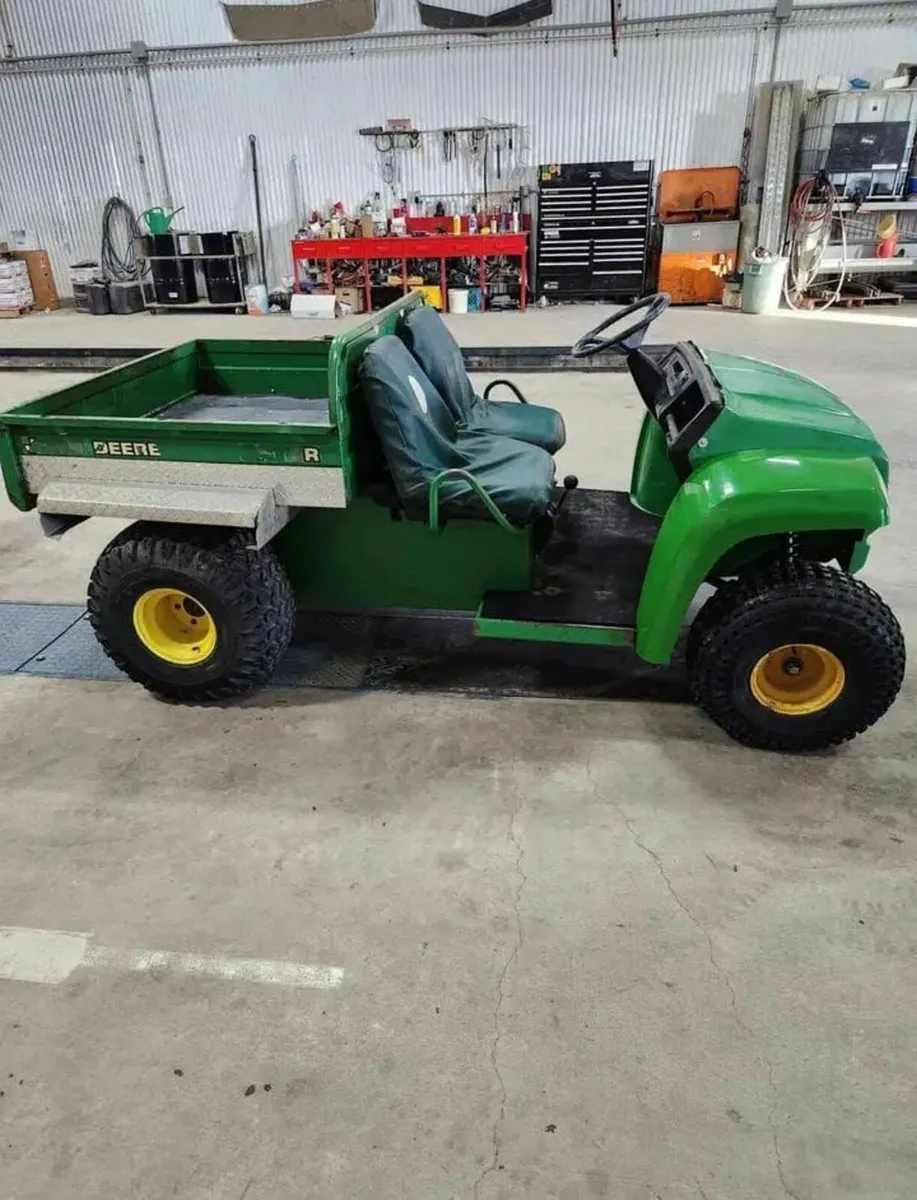 John deere gator - Image 1