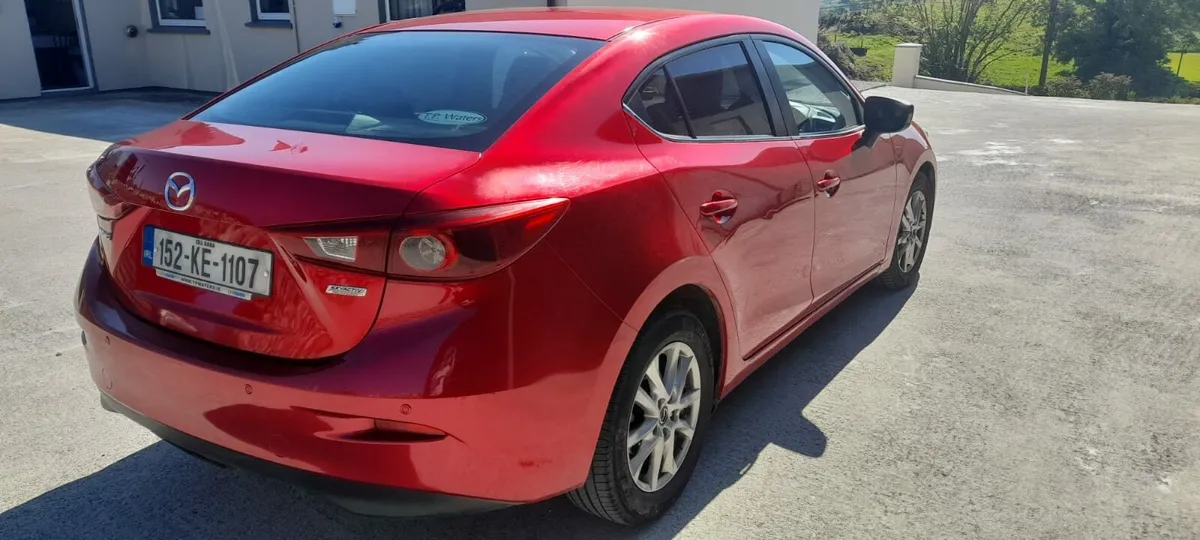 Mazda 3 2015 - Image 2