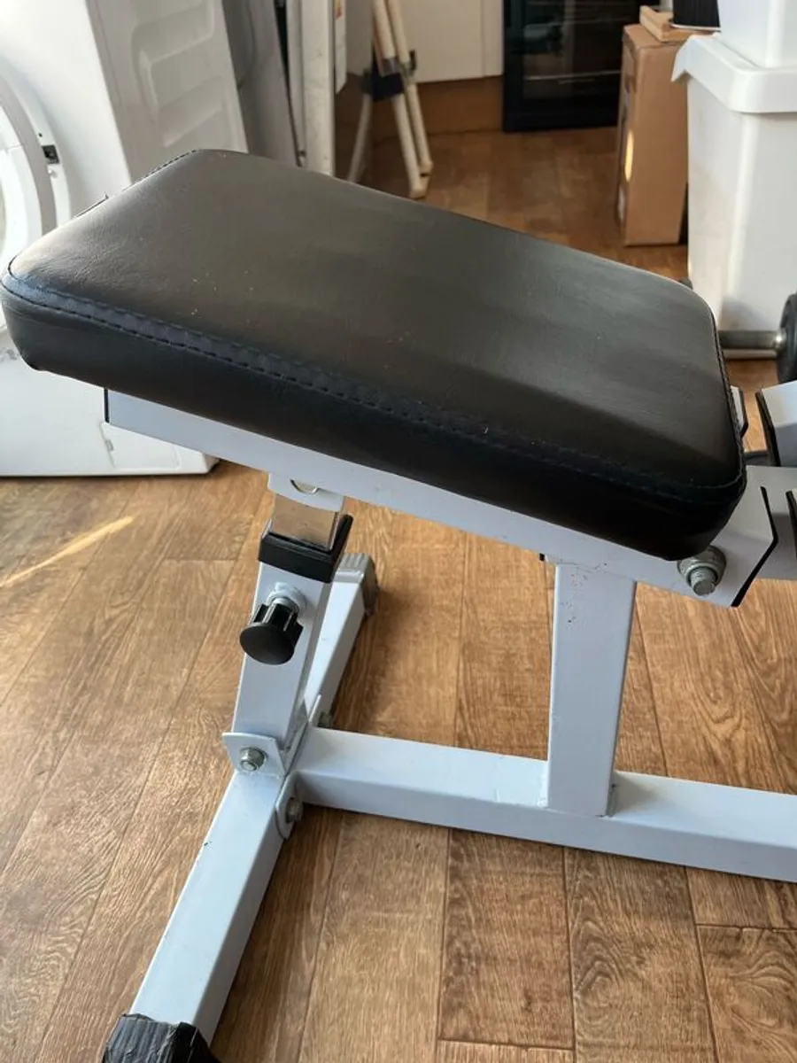 Gym bench free delivery - Image 2