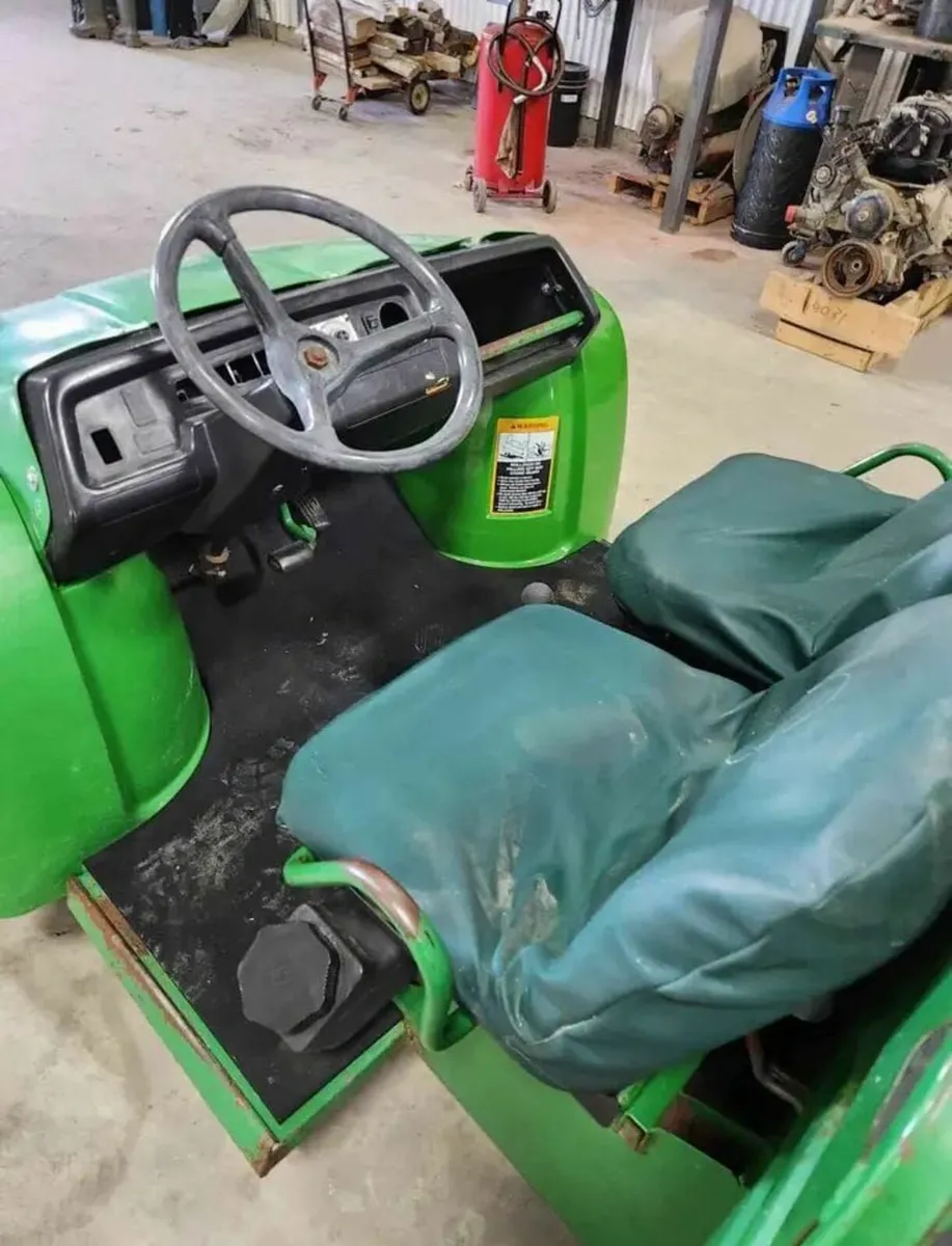John deere gator - Image 4