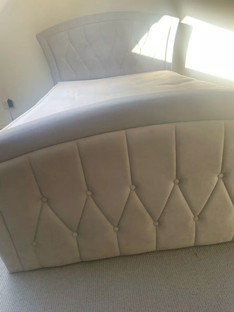 4ft Ottoman bed - Image 4