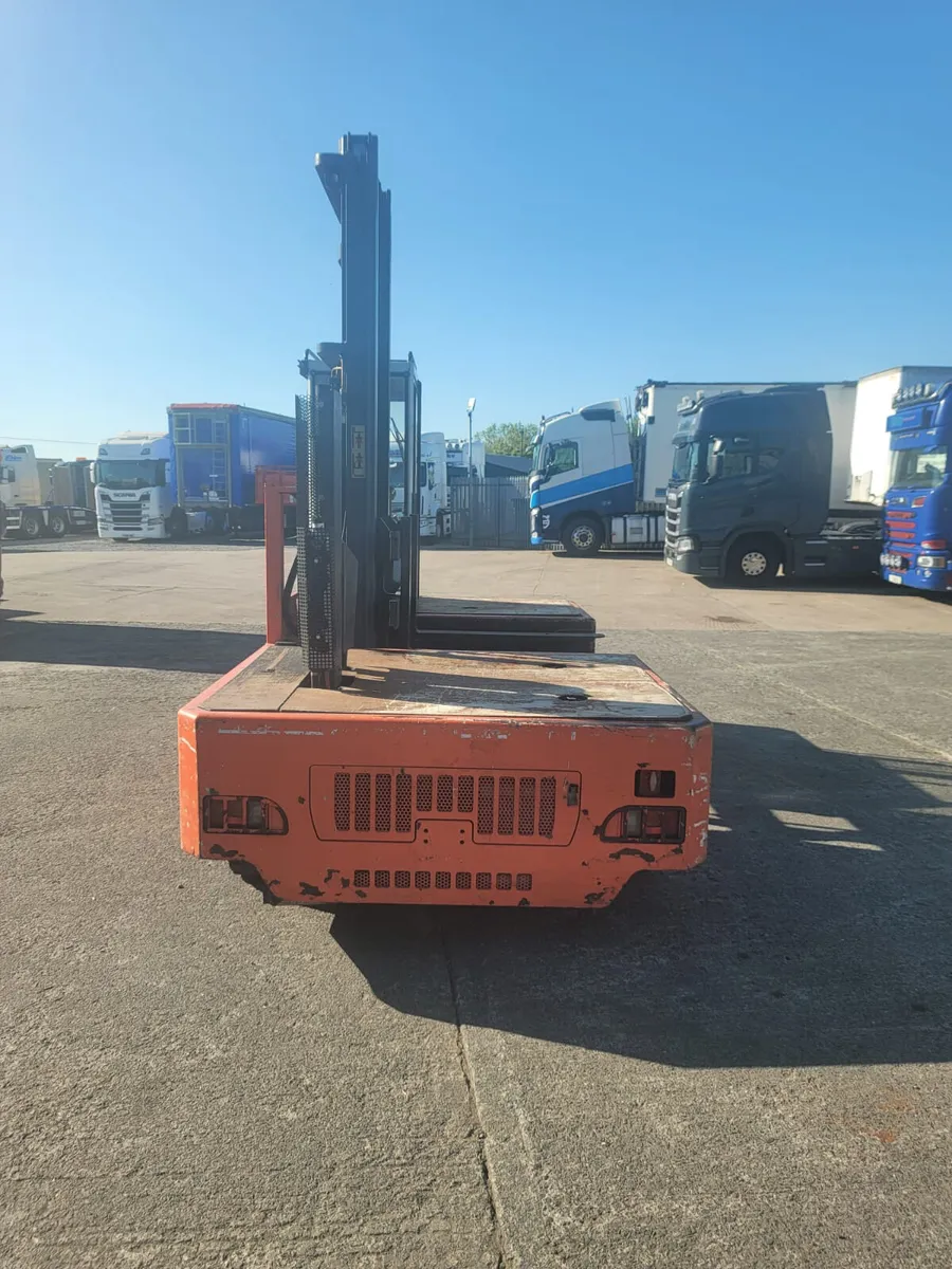2005 IRION 4 ton side loader forklift diesel - Image 2