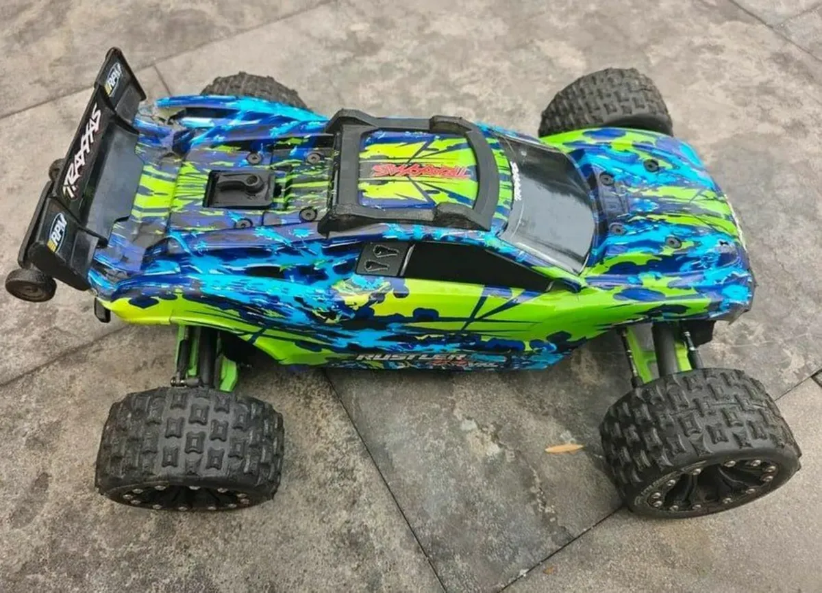 Traxxas Rustler 4x4 VXL RC big SET Dual Charger - Image 3
