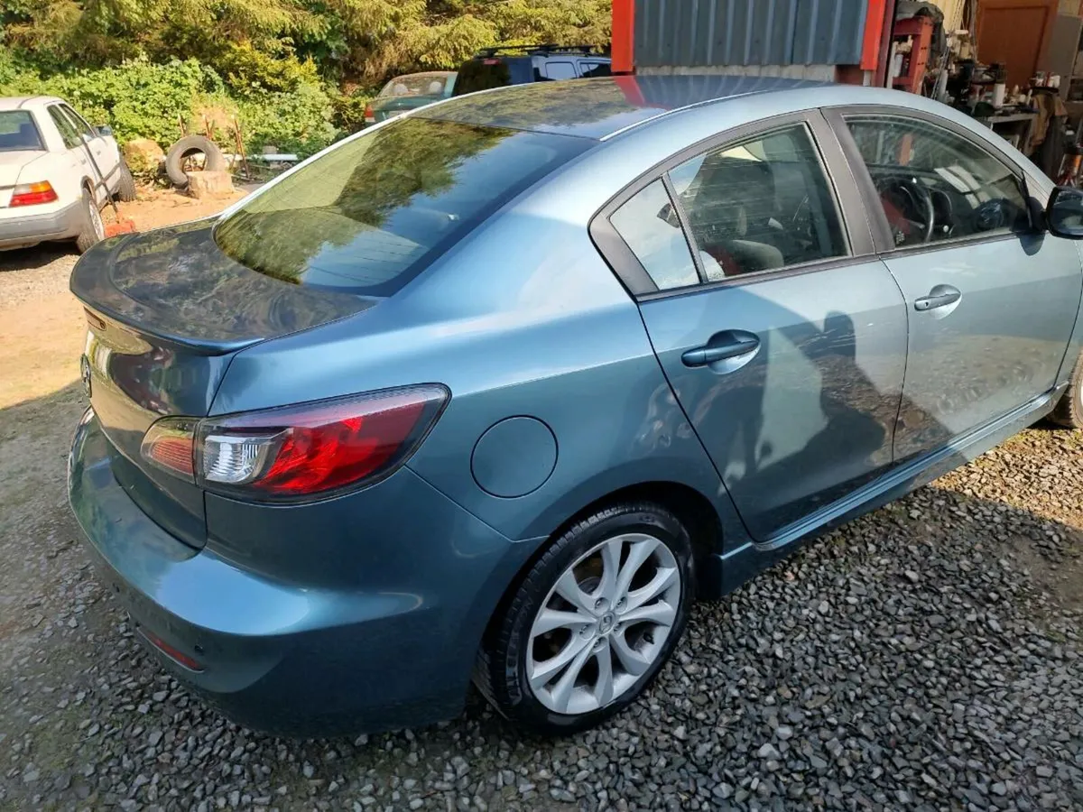 Mazda 3 - Image 4