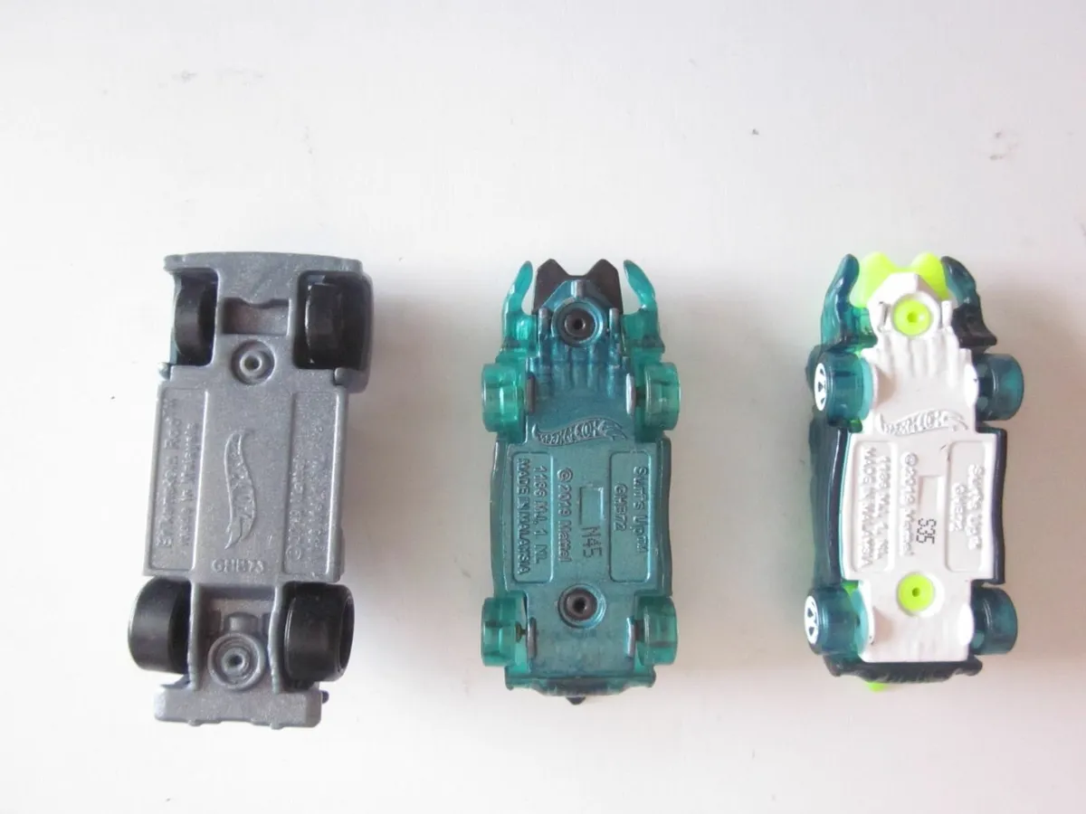 Five  Hot Wheels Car Bundle - Image 4