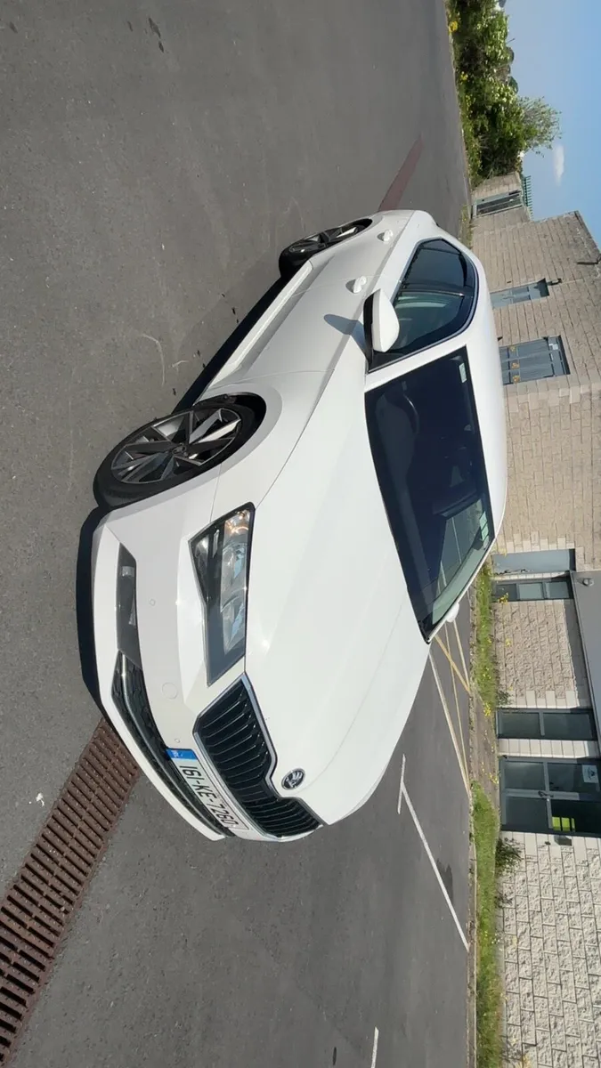 Skoda superb - Image 1