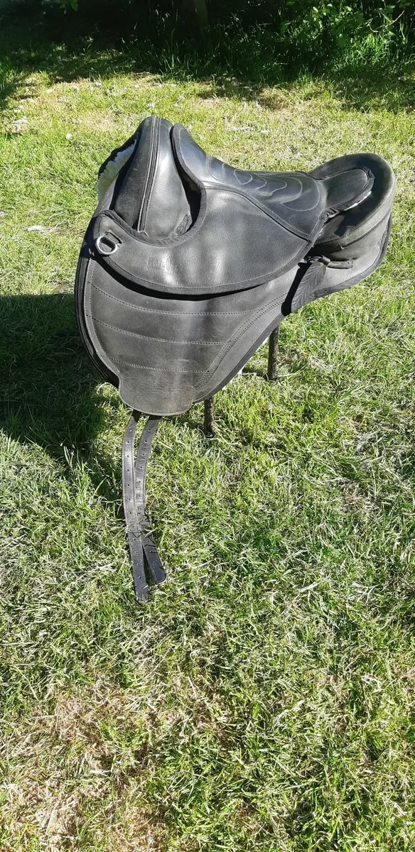 Genuine Barefoot leather treeless saddle PLUS pad - Image 2