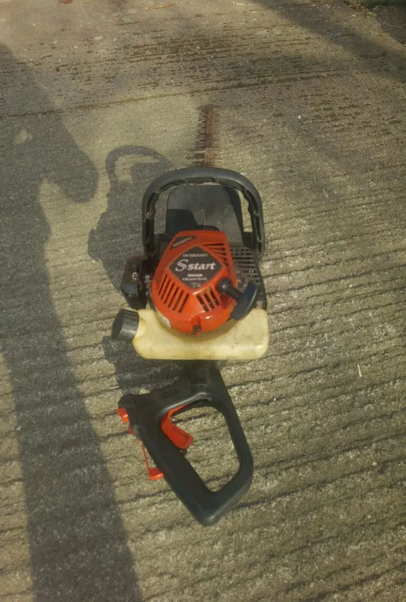 Hedge trimmer Hitachi - Image 2