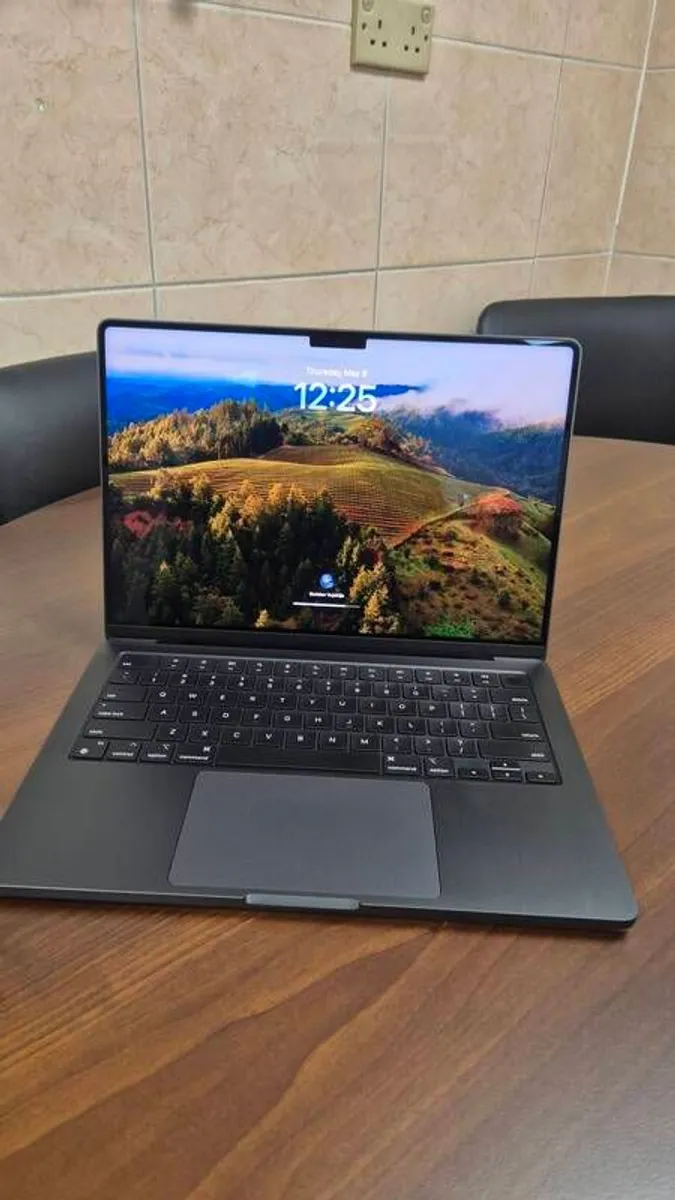 MacBook M4 Pro - Image 1