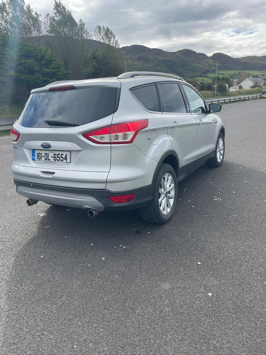 Car - Image 3