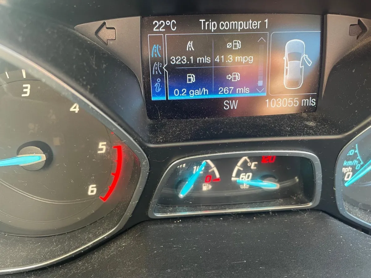 Car - Image 4