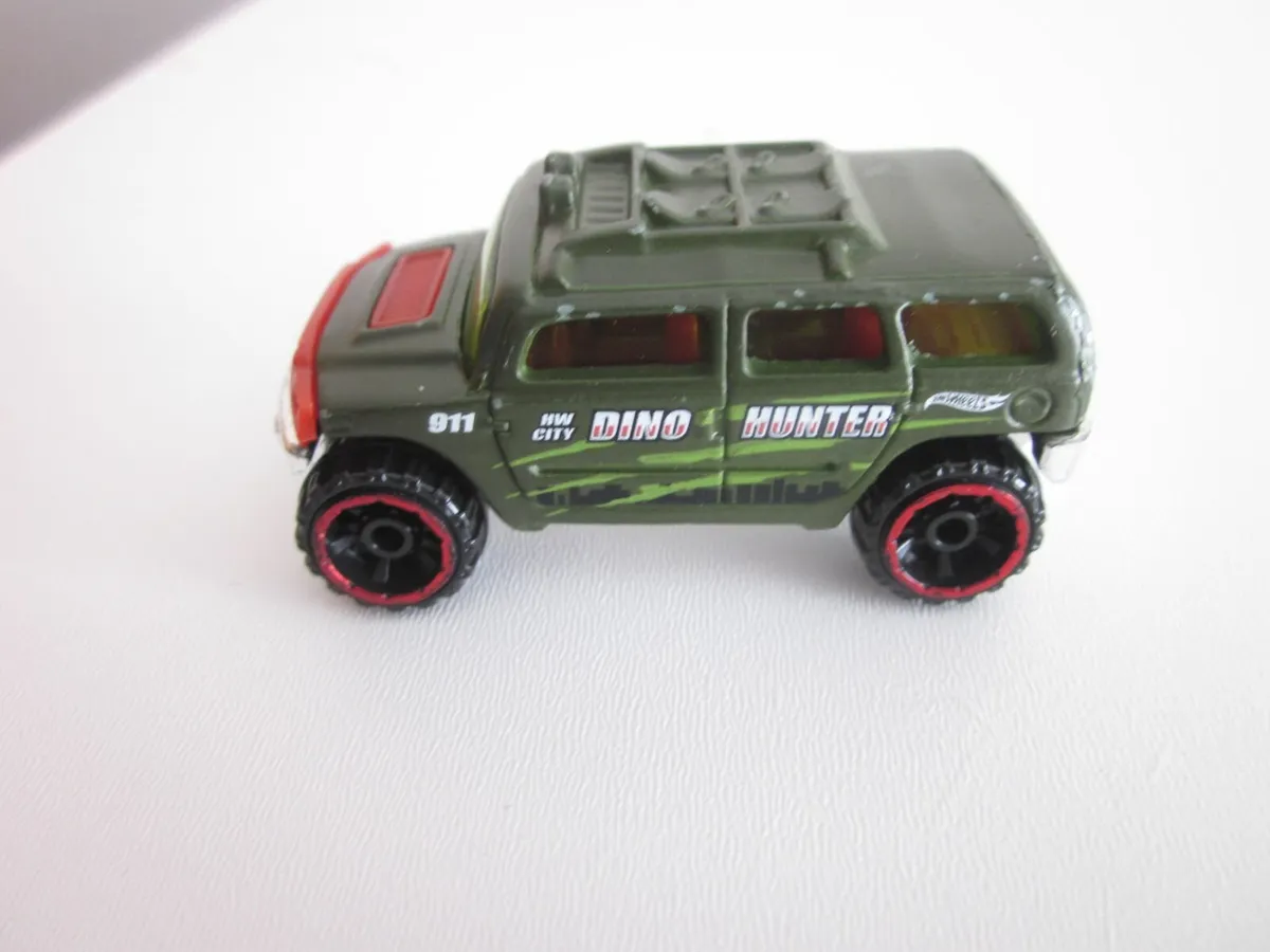 Hot Wheels Rockster Dino Hunter  2003 - Image 4