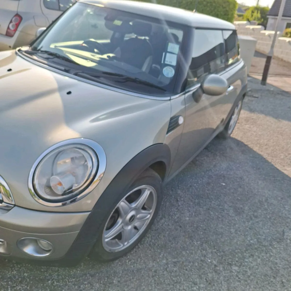 Mini Cooper 1.6 2007 - Image 1