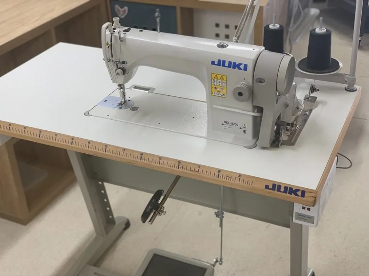 Juki DDL-8700 Lockstitch Industrial Sewing Machine - Image 2