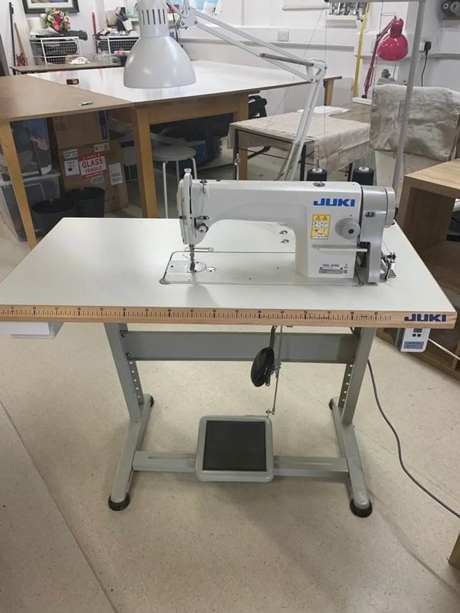Juki DDL-8700 Lockstitch Industrial Sewing Machine - Image 4