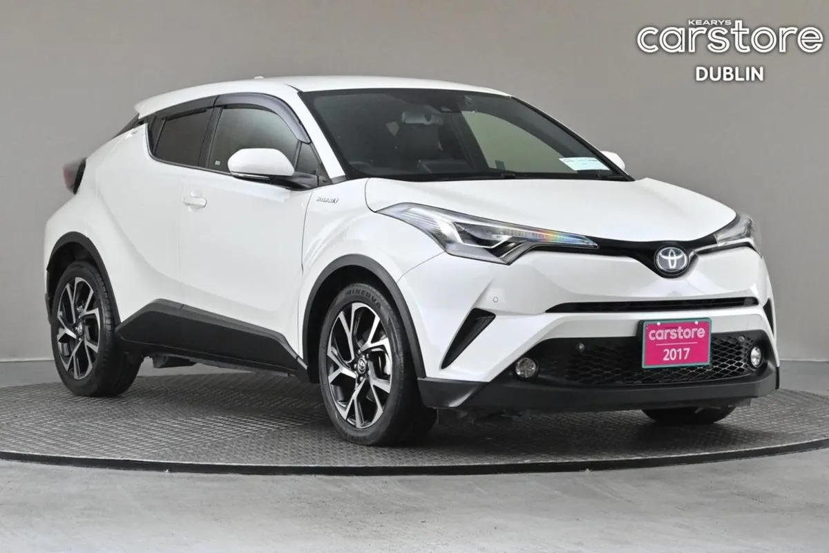 Toyota C-HR 1.8 Hybrid  full Leather 360 Park Cam - Image 1