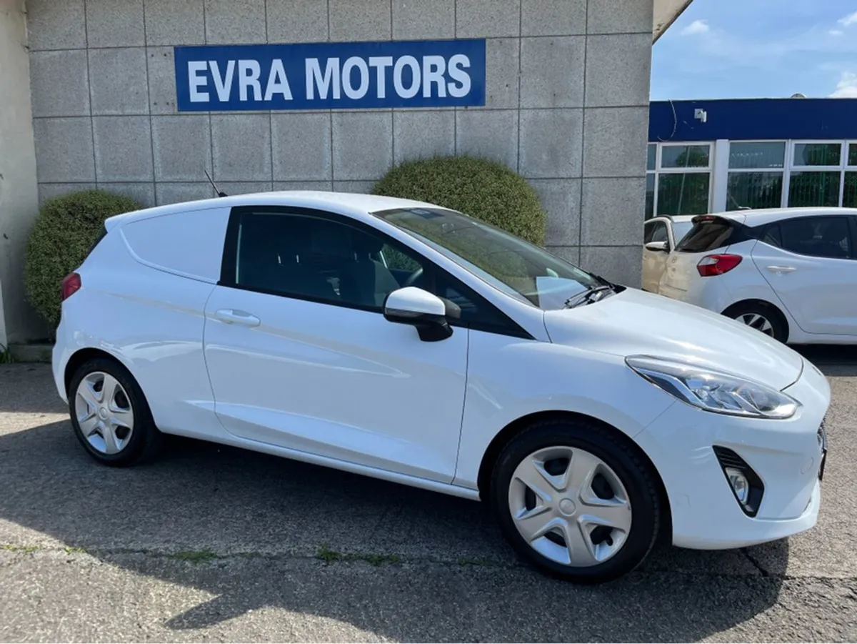 Ford Fiesta VAN 1.5 TD //aircon//carplay// 10 950 - Image 3