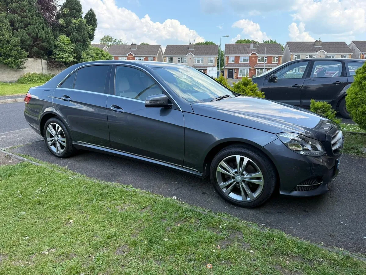 Mercedes-Benz E-Class 2014 - Image 3