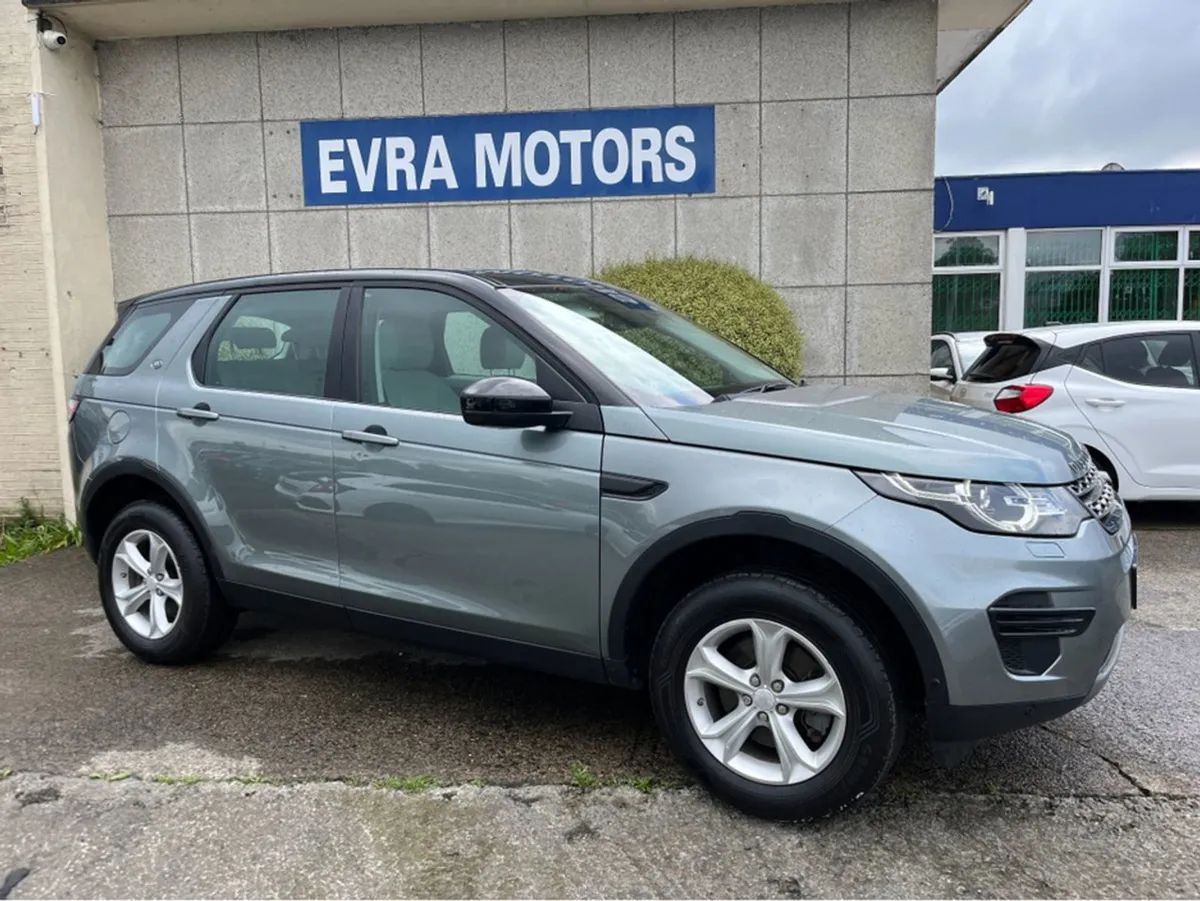 Land Rover Discovery Sport 2.2 Diesel TD4 SE Auto - Image 2