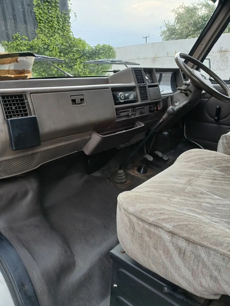 Camper Van - Image 2
