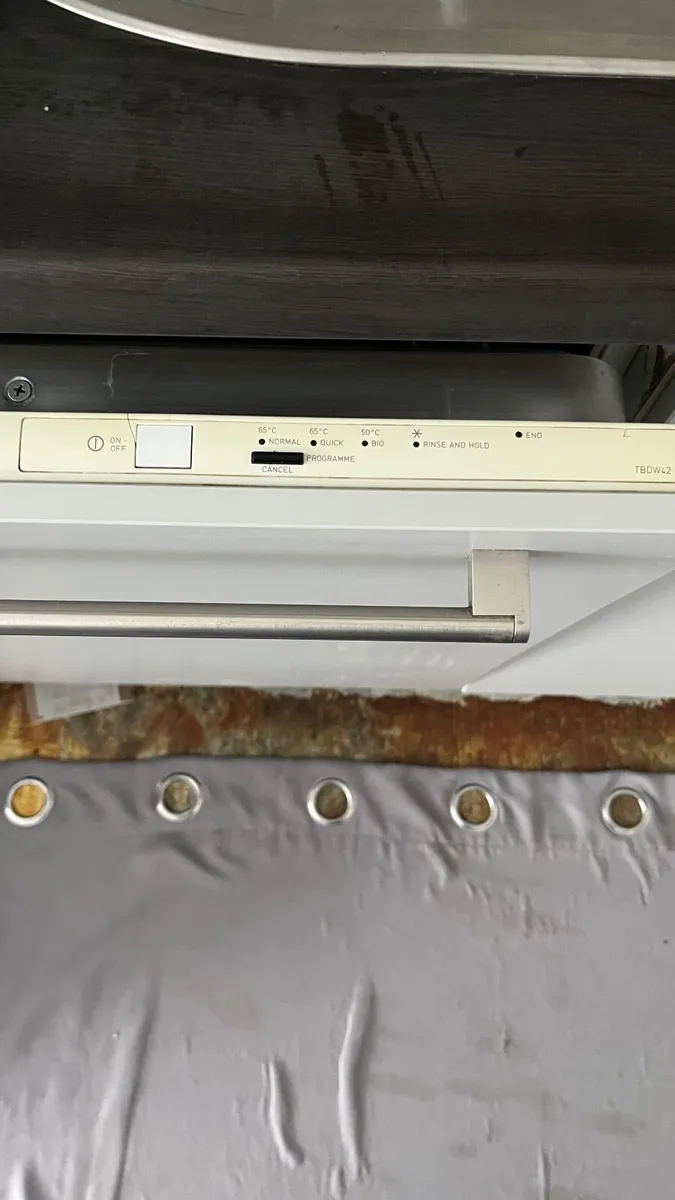 Dishwasher - Image 3