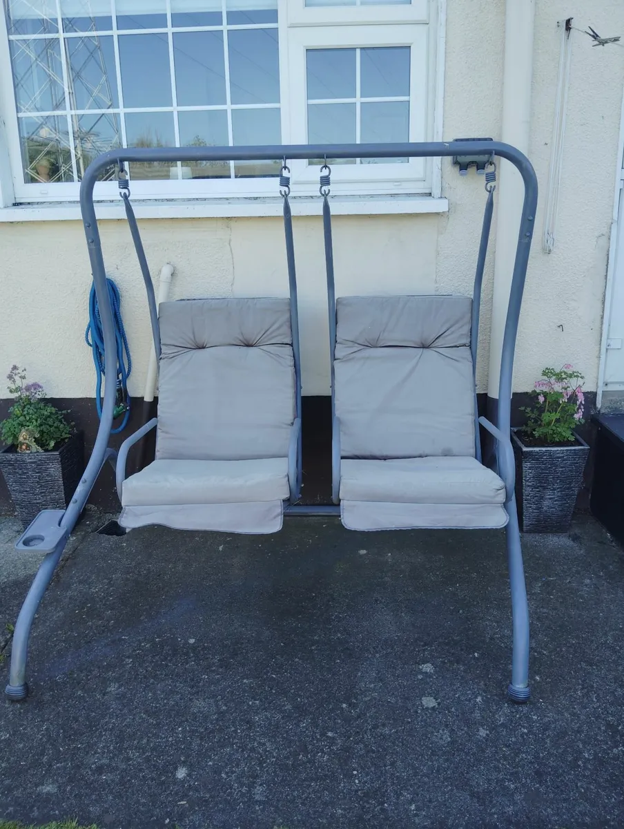 Garden swing chair - Image 2