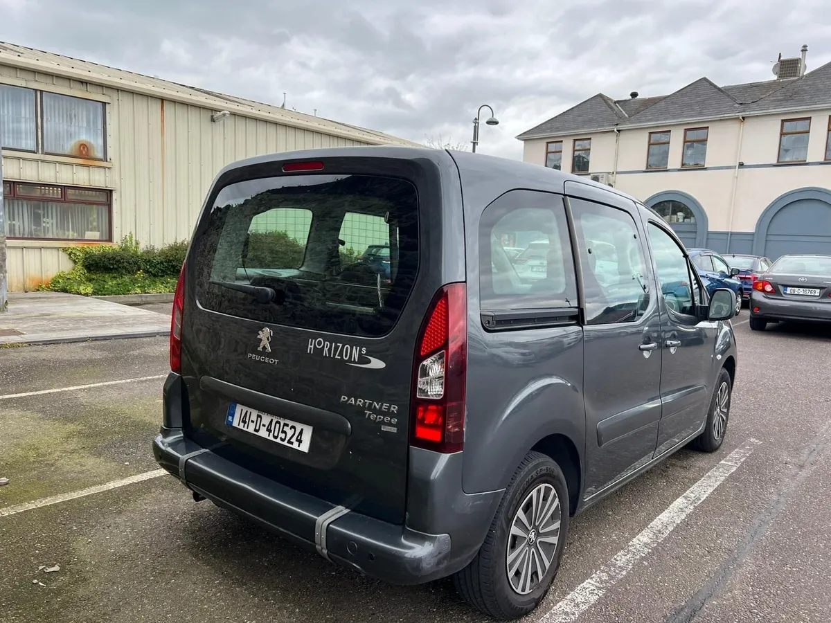 Peugeot Partner WAV - Image 3
