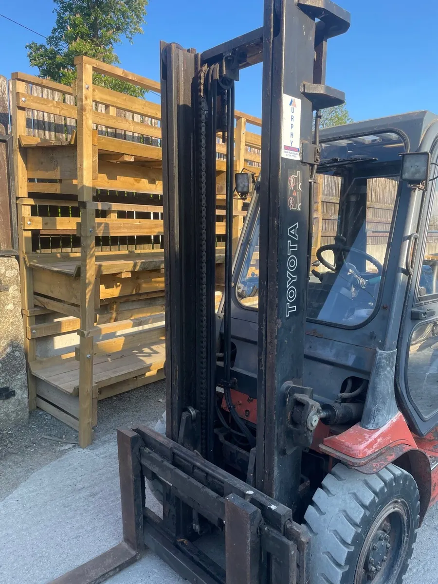 Toyota 3 tonne forklift - Image 4