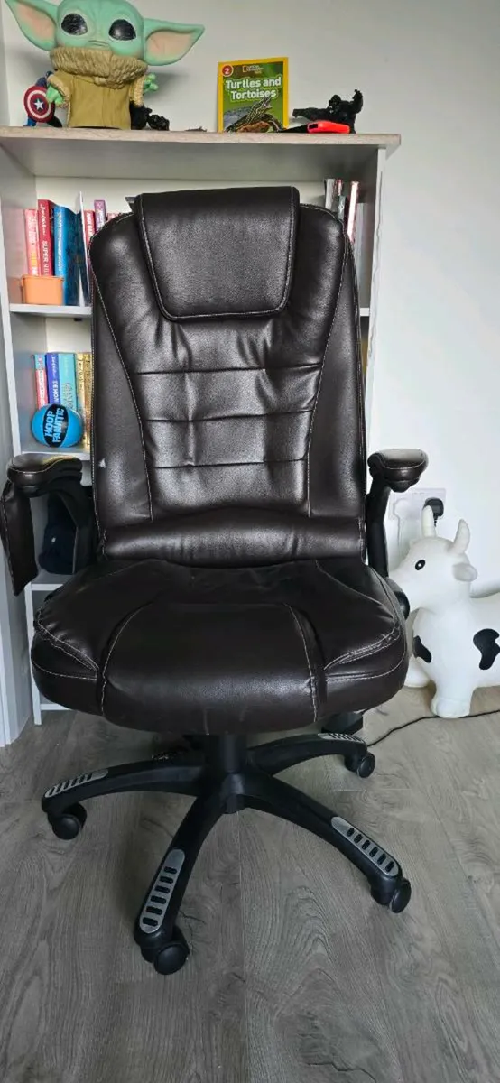 Office Chair - Image 1