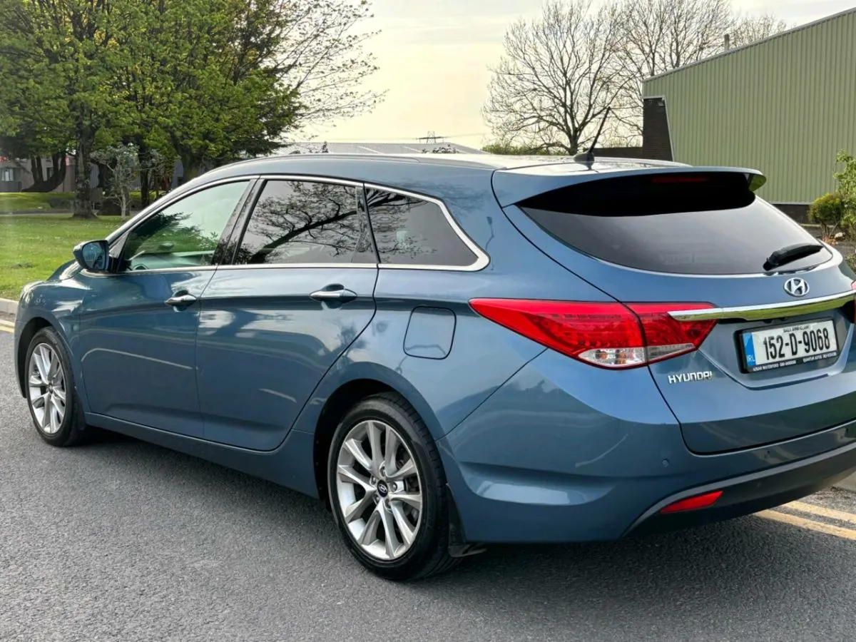 Hyundai i40 2015 Estate,Automatic - Image 2