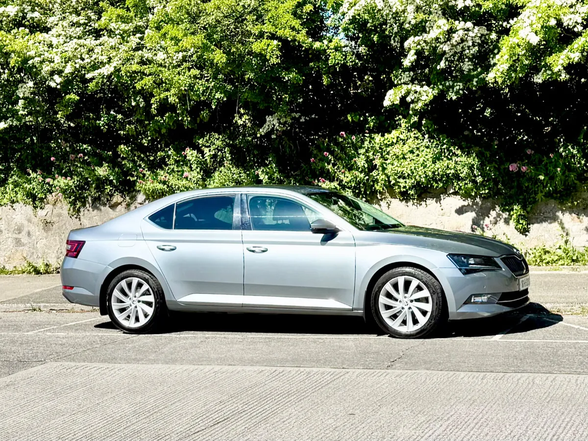 Skoda Superb 2016!!STYLE!!! LEATHER!!! - Image 4