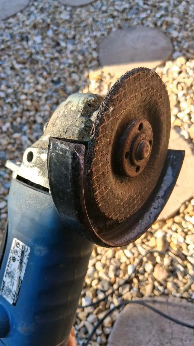 Angle grinder - Image 2