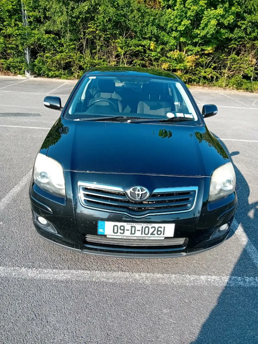 Toyota Avensis 2009 - Image 2