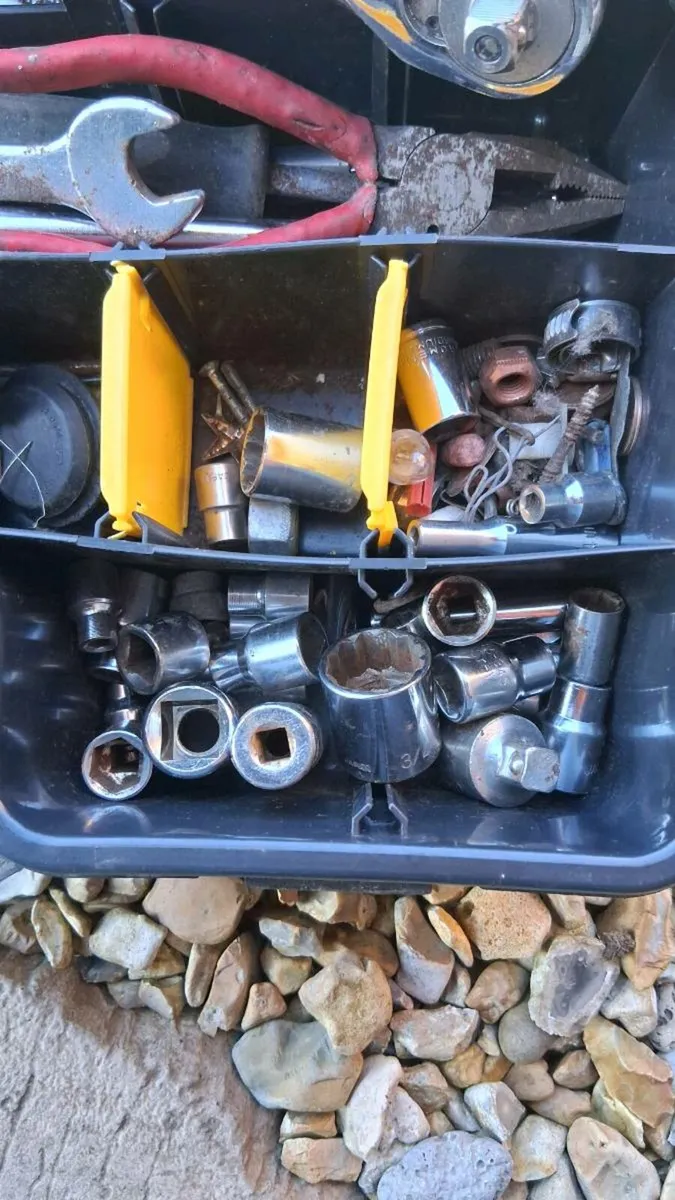Toolboxes with tools - Image 4