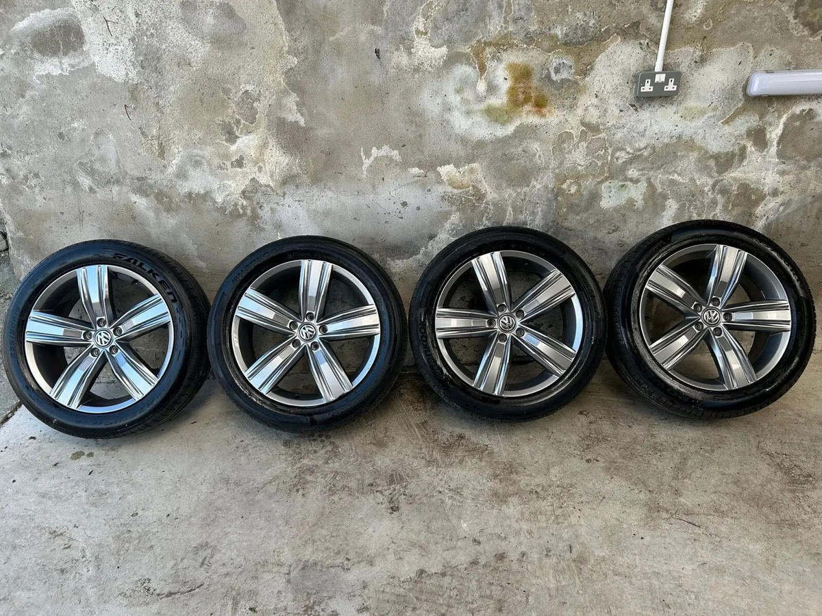 19” GENUINE VOLKSWAGEN TIGUAN ALLOY WHEELS &TYRES - Image 2