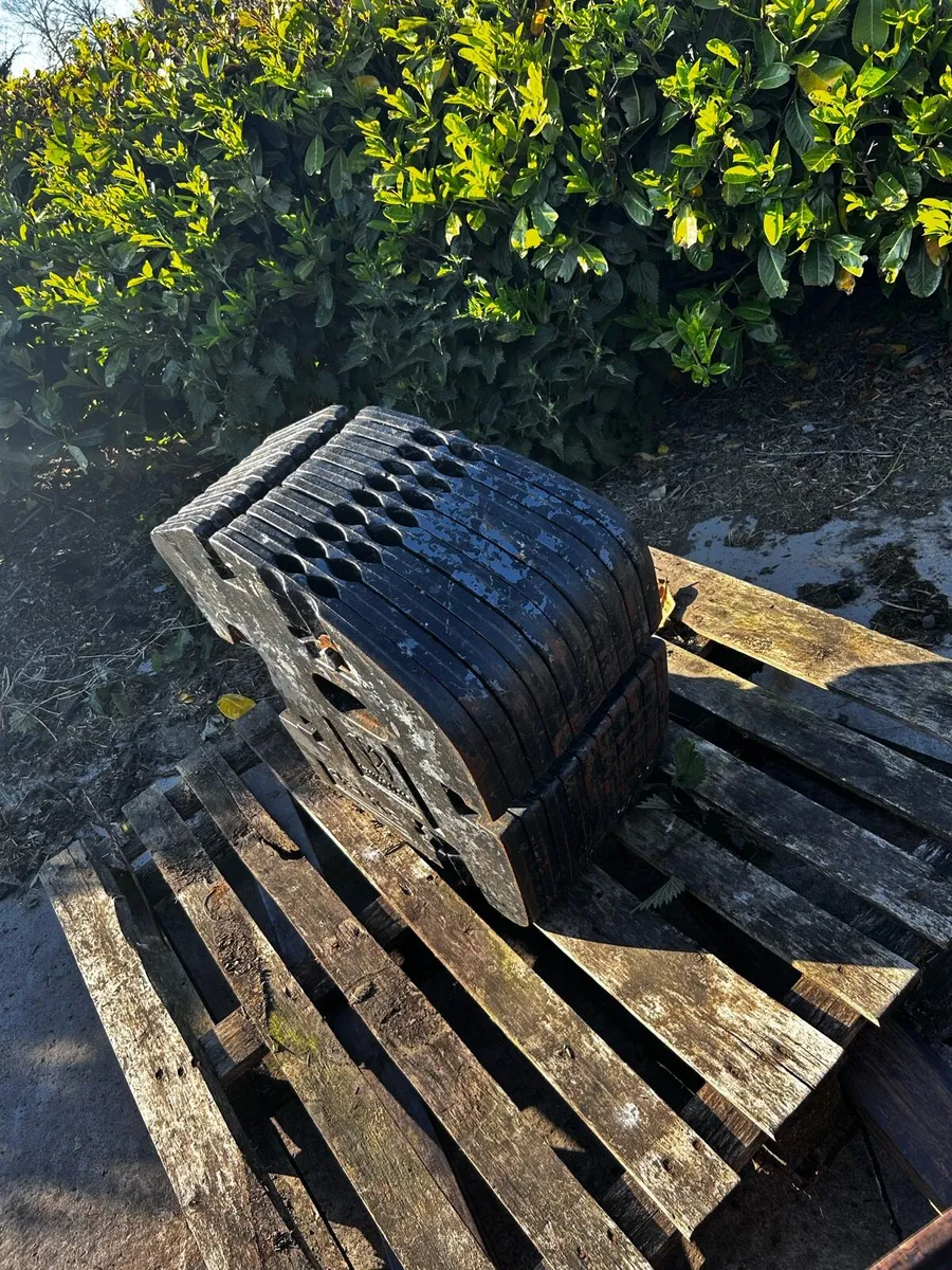 Newholland 45 kg fan weights - Image 3