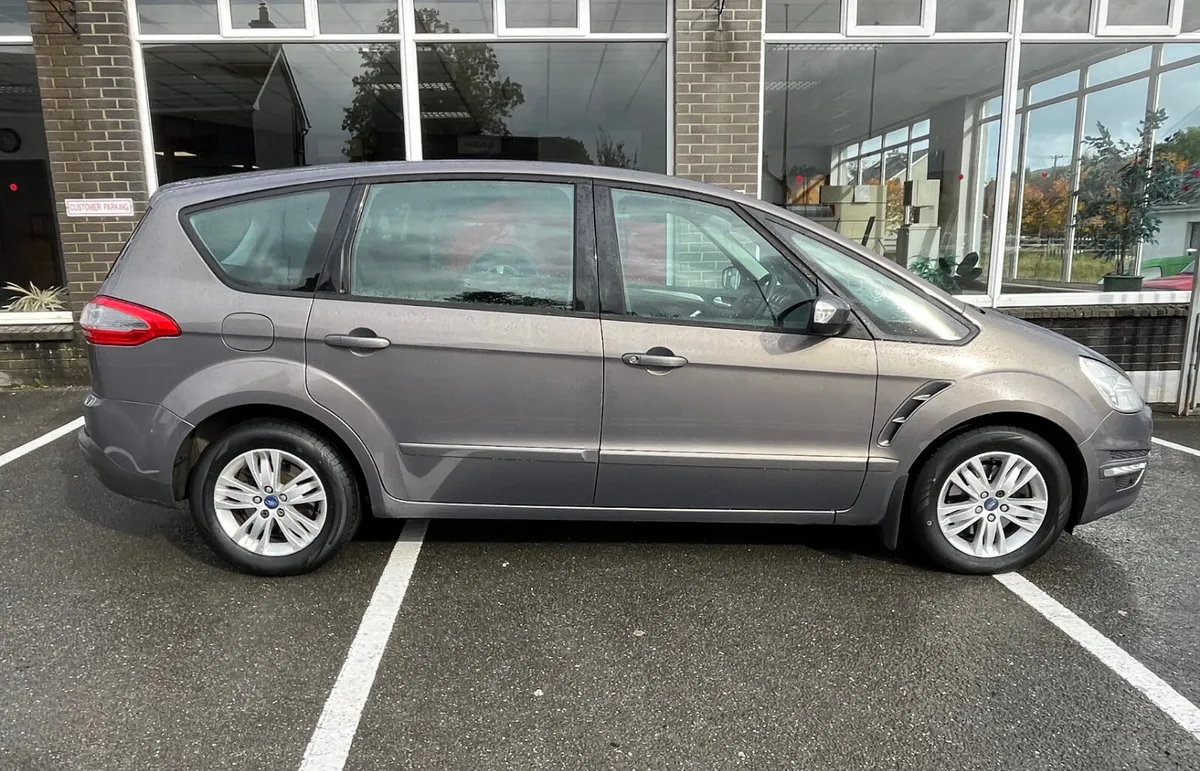 Ford S-Max 1.6 TDCi 7 Seater - Image 2