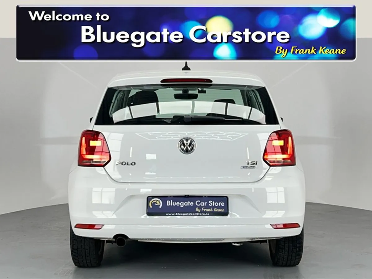 Volkswagen Polo Heated Half Leather Half Alcanata - Image 4